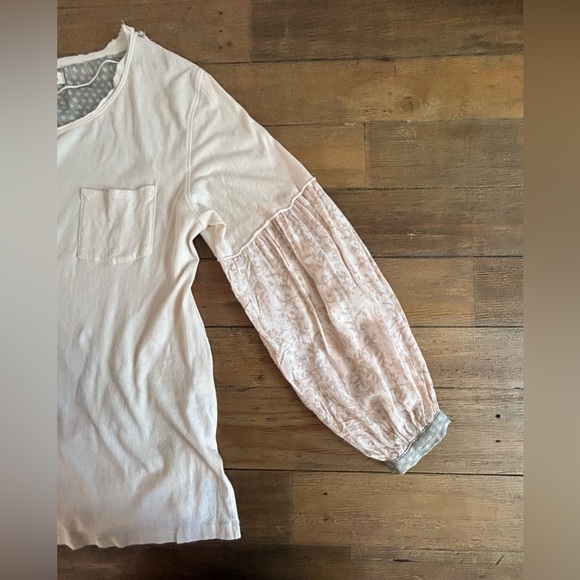 WE THE FREE Free People Jade Long Balloon Sleeve Pattern Print Top Ecru in Cream - Picture 9 of 17